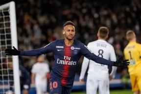  内马尔迎来七赛季高光表现，中国队球迷沸腾！-ky直播赛事