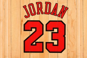 巴特勒回归赛场，出色防守首场状态亮眼，FPX观众沸腾！-ky娱乐app