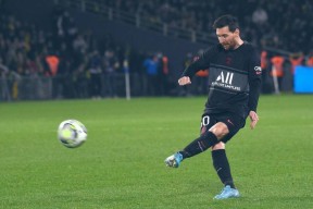  梅西赛事官方发布战术调整新规，巴黎圣日耳曼争议不断！-ky直播赛事